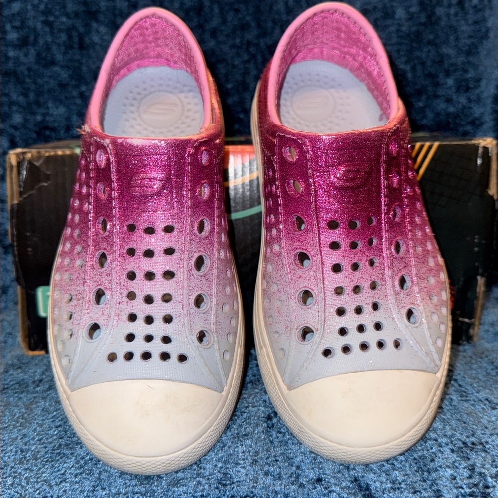 Sketchers Pink and Gray Slip-On Shoes